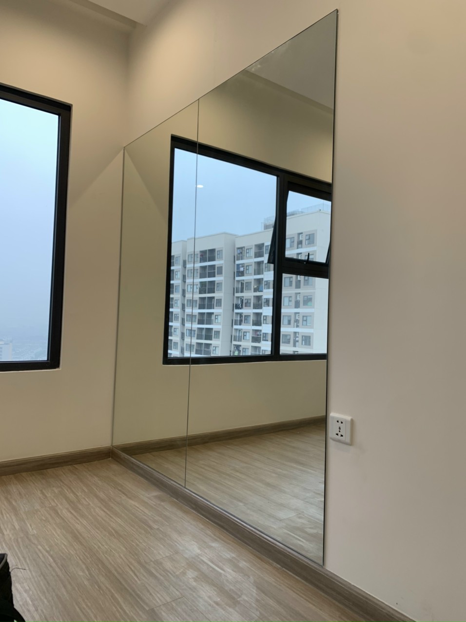 Gương phòng tập yoga tại nhà cho khánh ở Hạ Long